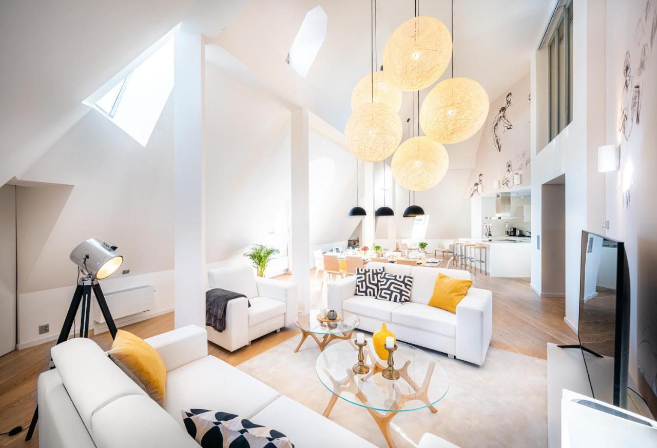 Lux Penthouse Near Wenceslas Square Daire